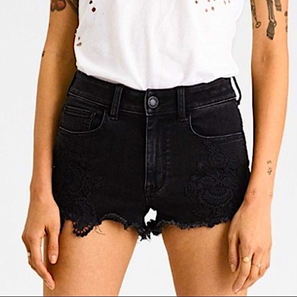 AE lace embellished black jean shorts - Picture 1 of 3